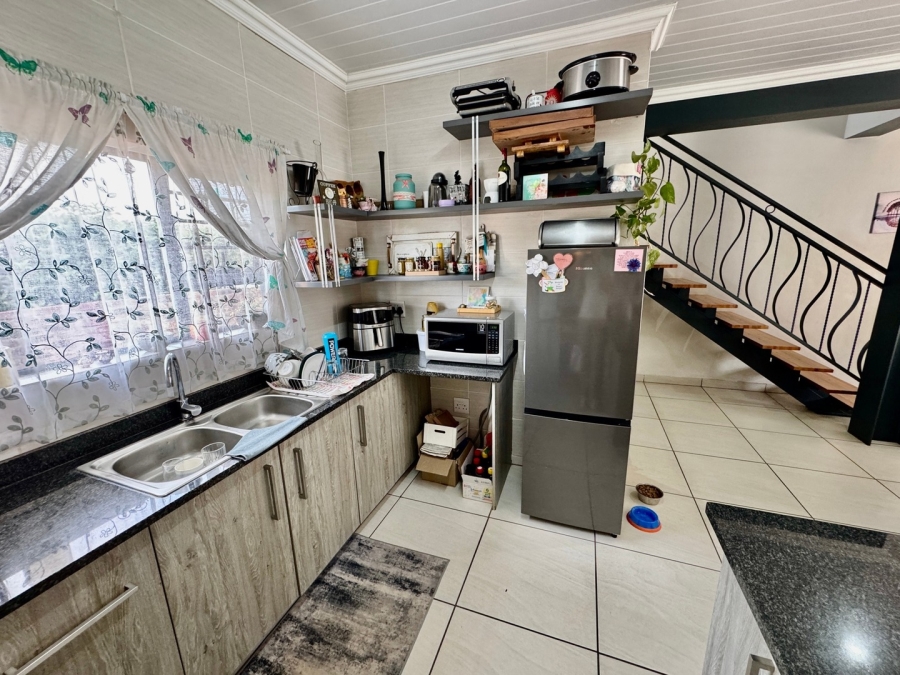 3 Bedroom Property for Sale in Lifestyle Estate North West